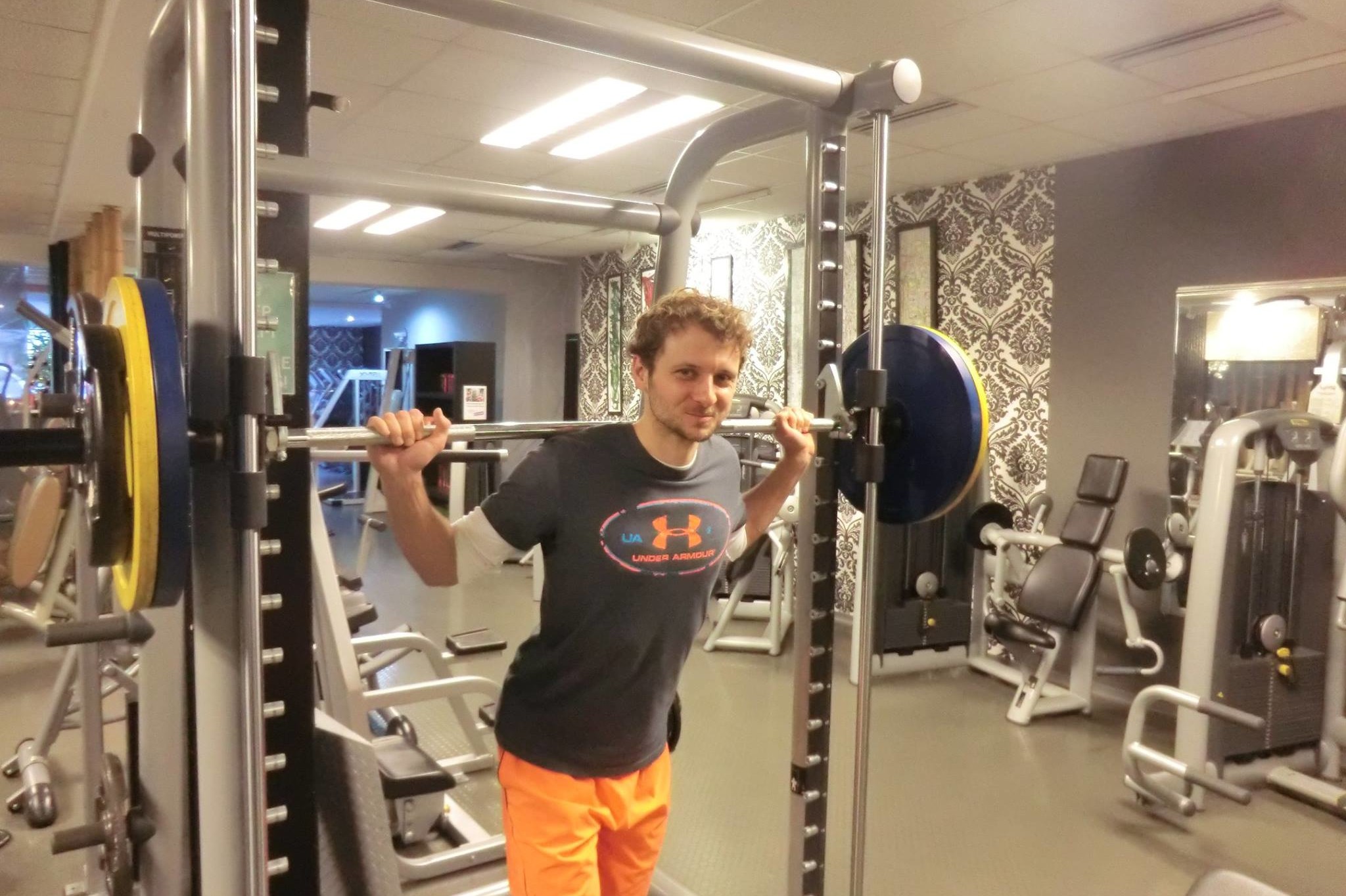 Freihantelbereich, Multipresse, Freies Training, Athletic Area, Crossfit, Studio21, Kniebeugen