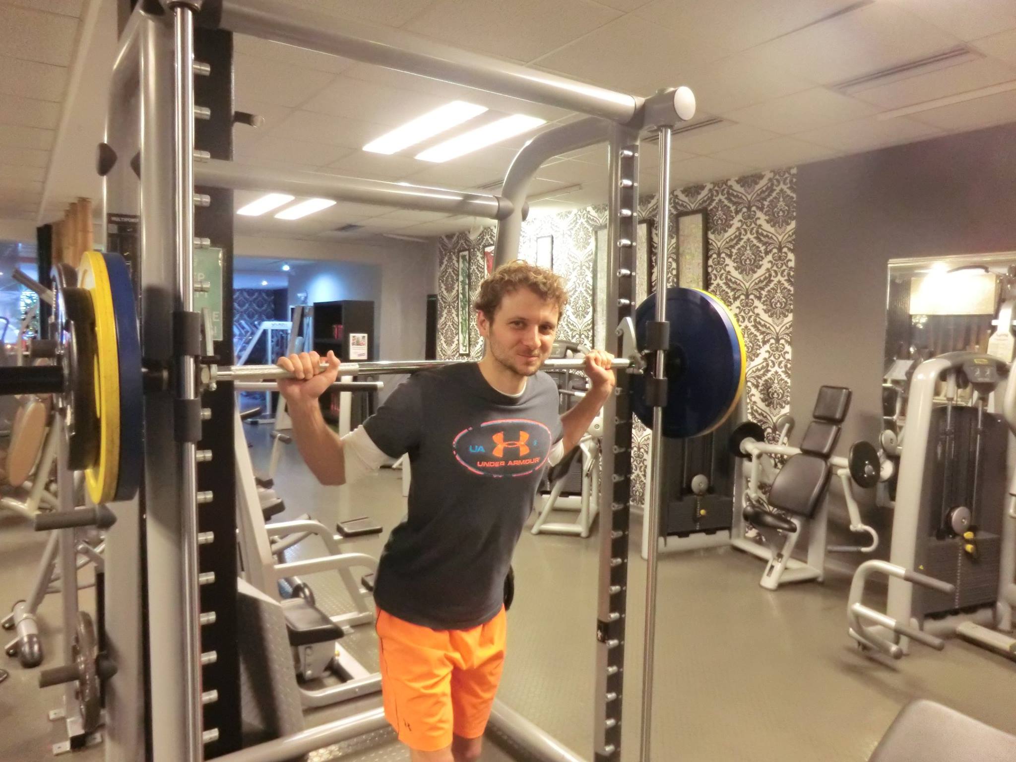 Freihantelbereich, Multipresse, Freies Training, Athletic Area, Crossfit, Studio21, Kniebeugen