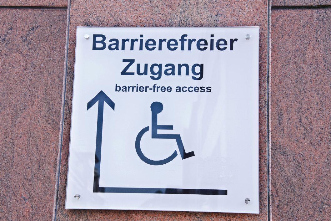 Barrierefreies Fitnessstudio Schild
