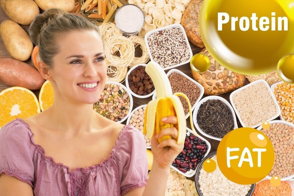 Makronährstoffe dargestellt von Frau mit Kohlenhydraten im Hintergrund i